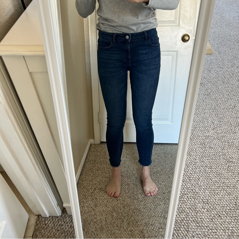 DL1961 Florence Instasculpt cropped stranded Jean. Size 28